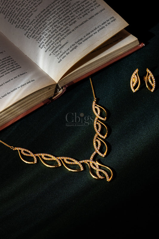 Interlock Leaf Diamond Crush Necklace Set