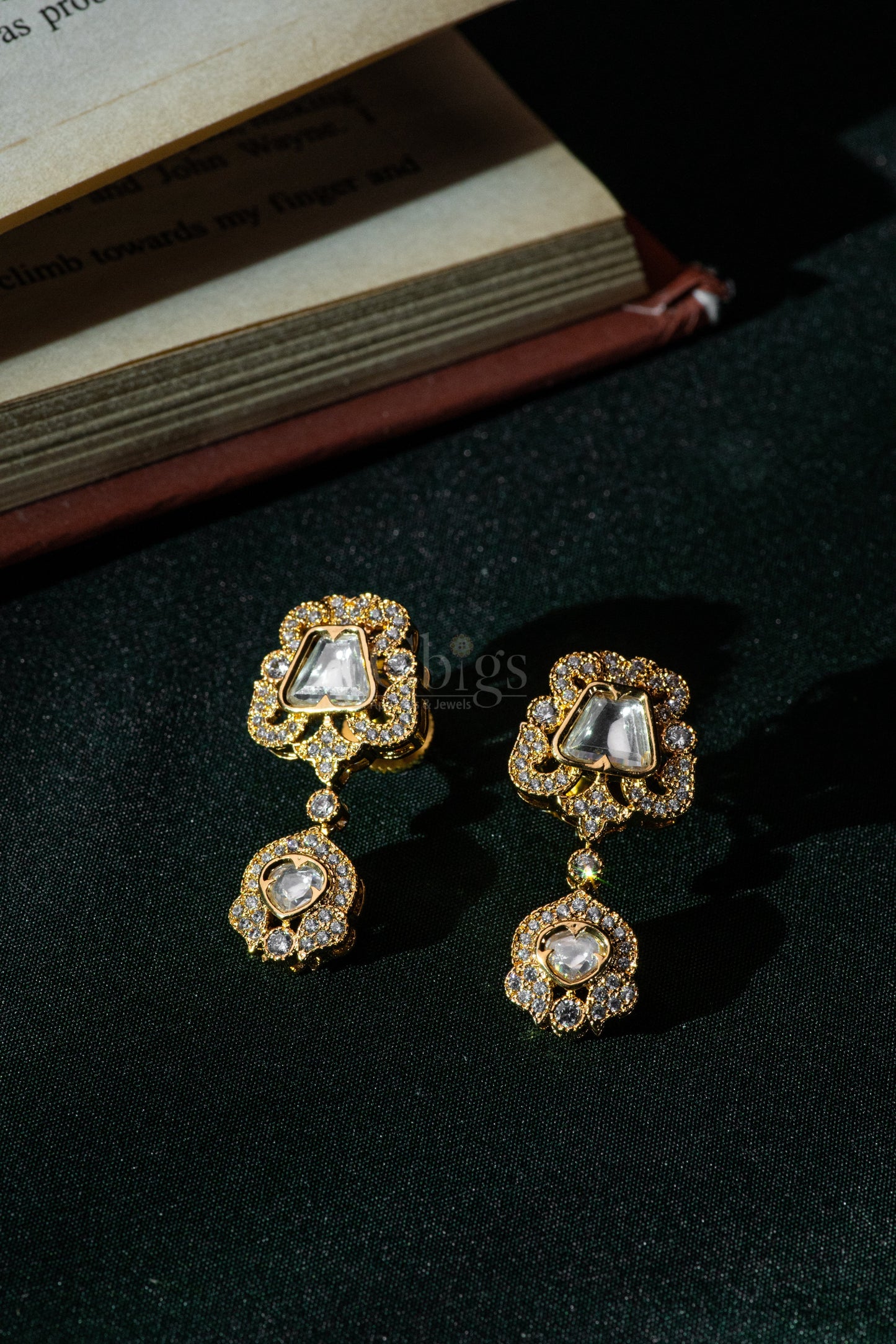 Kundan Clover Diamond Crush Necklace Set