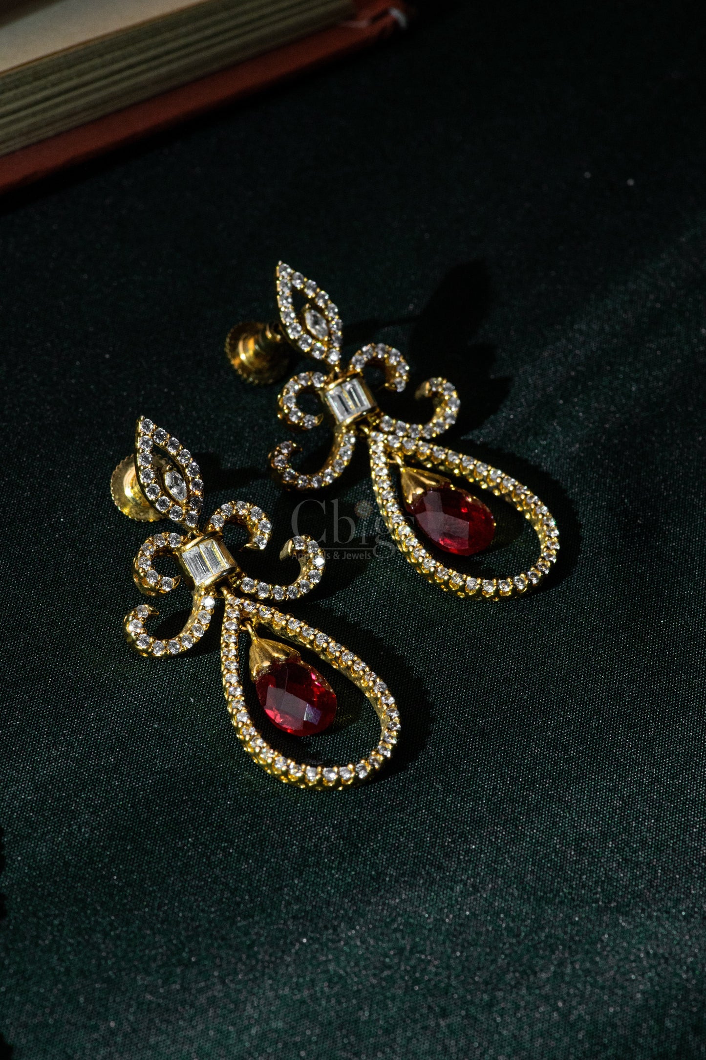 Ruby Scroll Vine Diamond Crush Necklace Set