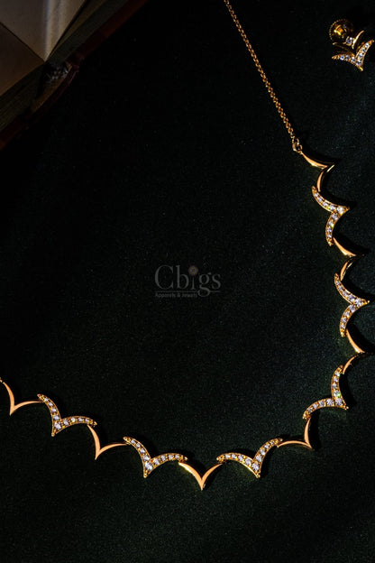 Chevron Leafline Diamond Crush Necklace Set