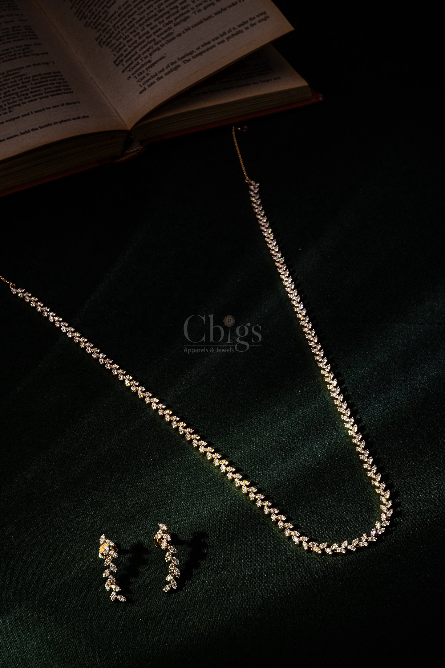 Royal Floral Medallion Diamond Crush Haram Set