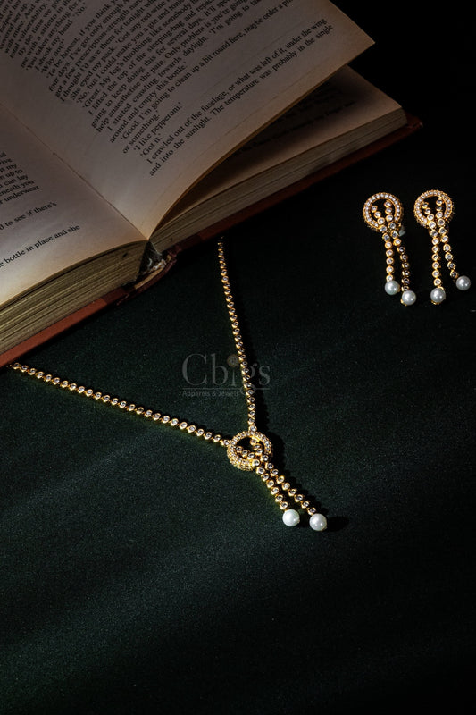 Pearl Drop Stream Diamond Crush Necklace Set