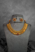 Ribbed Antique Collar Necklace Set