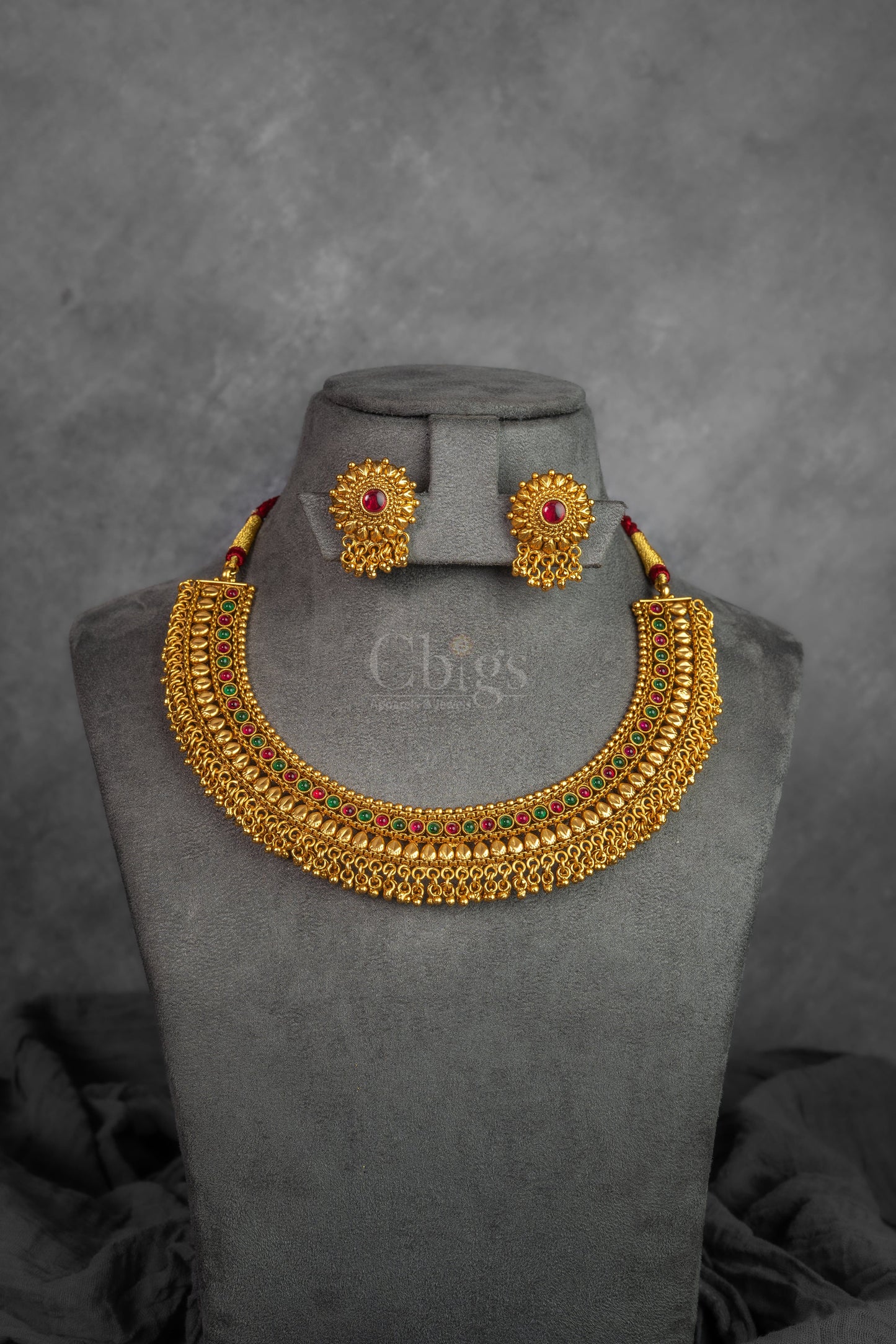 Layered Ruby Antique Collar Set